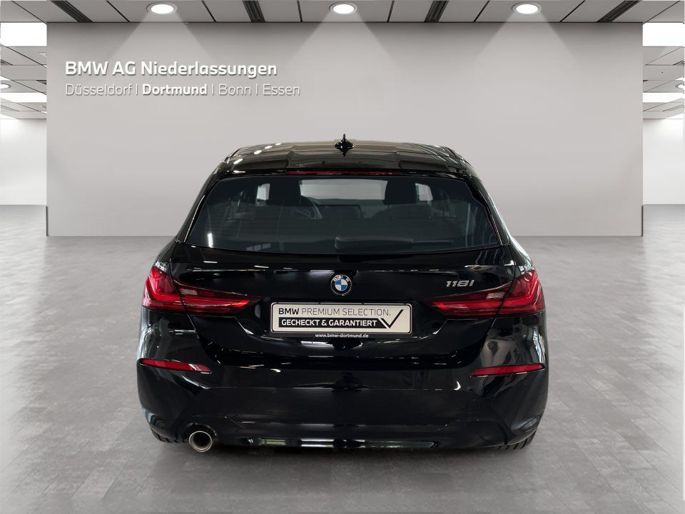 BMW 118
