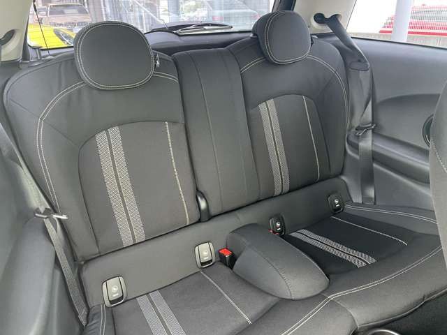 F56 COOPER S D(AT)