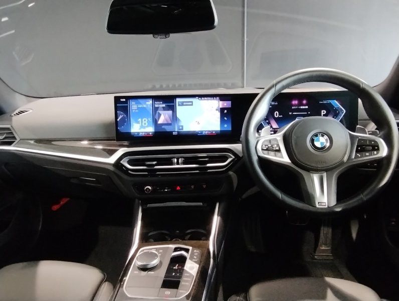 320d xDrive Berline RHD