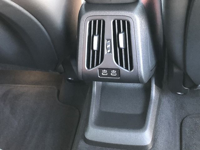 X2 M35i xDrive RHD