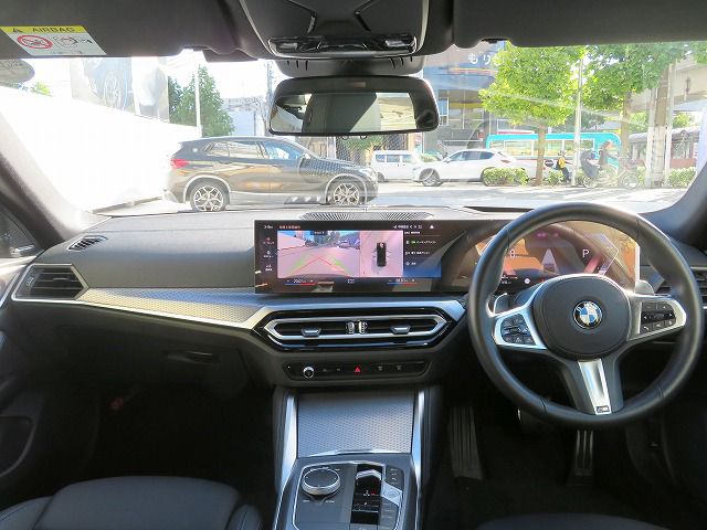 G26 420d xDrive Gran Coupe RHD