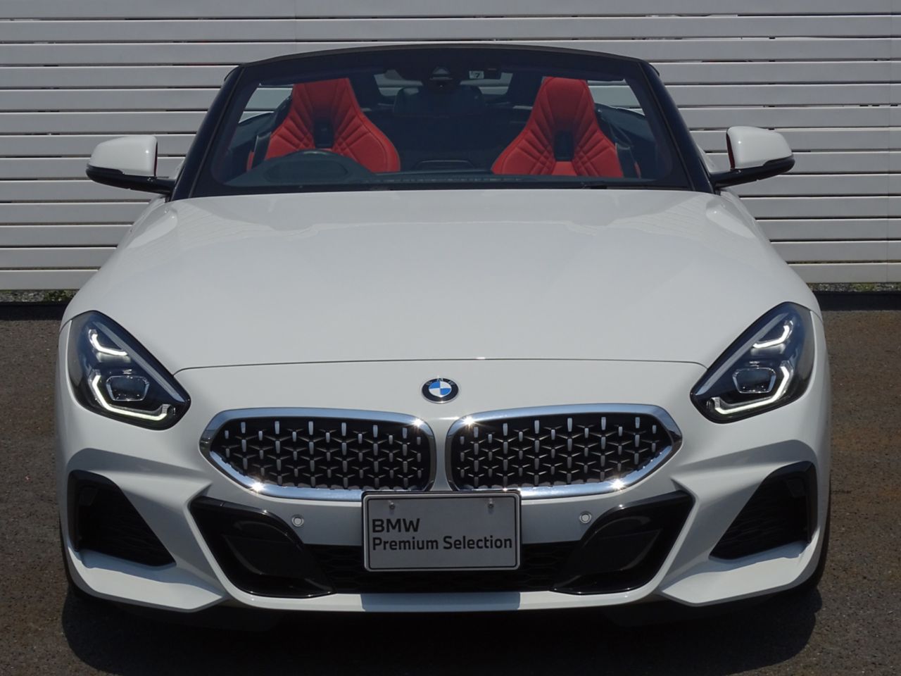 G29 z4 sDrive20i RHD