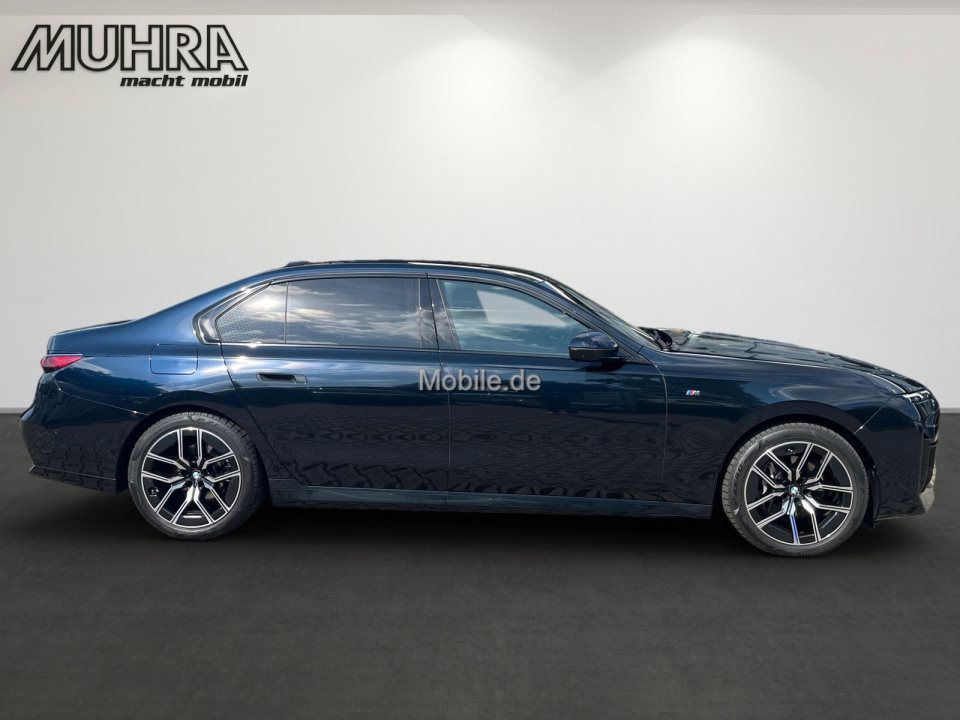 BMW 740