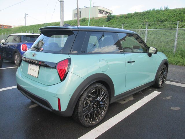 F66 MINI Cooper S 3Dr