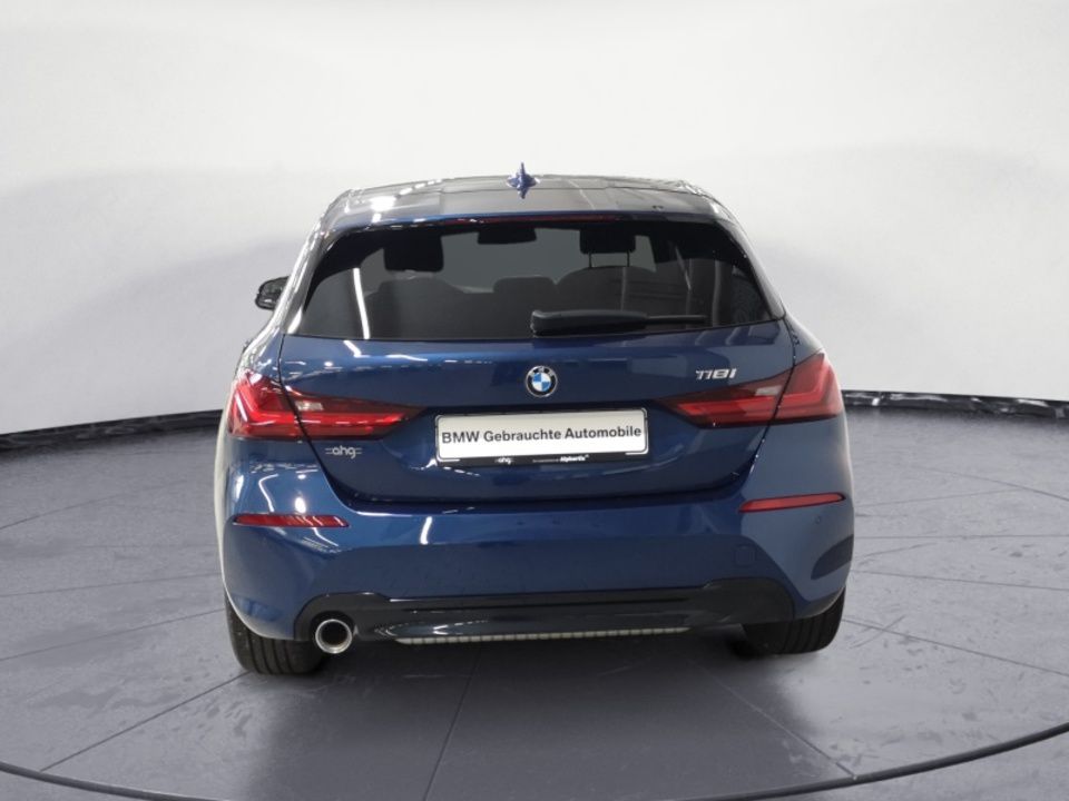 BMW 118