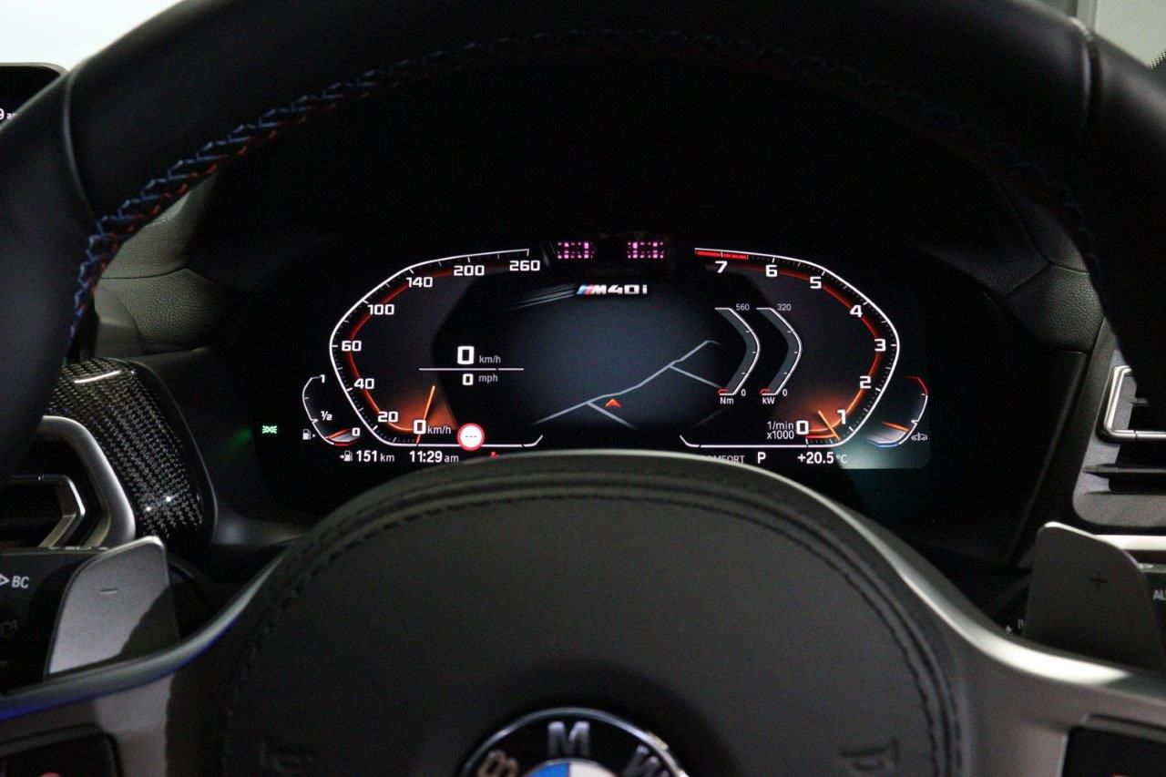 G02 X4 M40i RHD LCI
