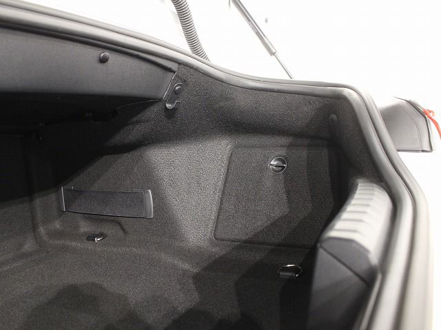 G29 z4 sDrive20i RHD