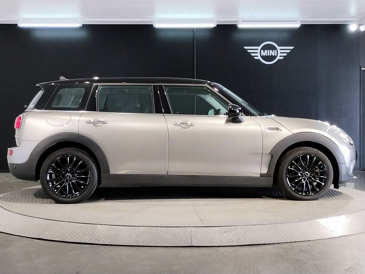 MINI CLUBMAN COOPER D