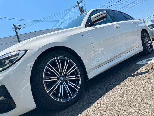 G20 320i Saloon RHD TU