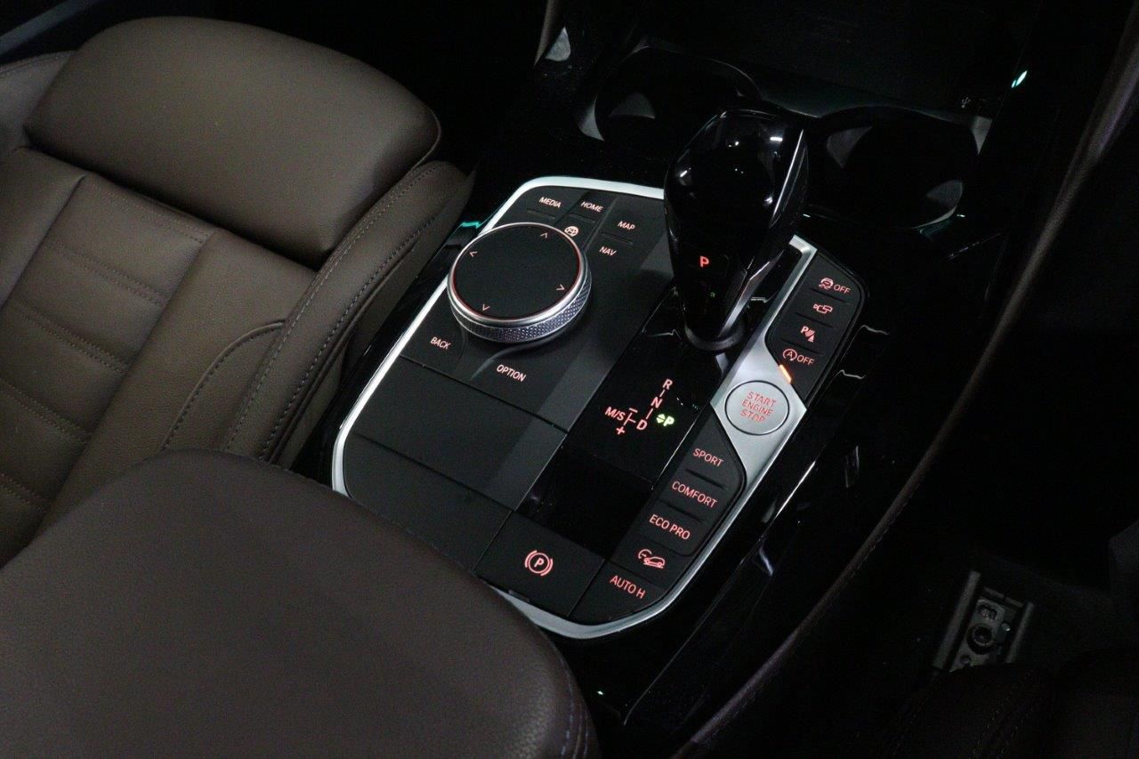 X4 xDrive20d RHD