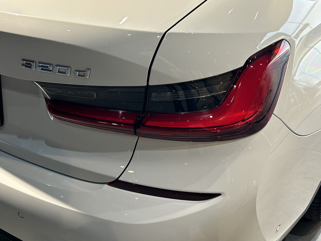 G20 320d xDrive RHD Saloon