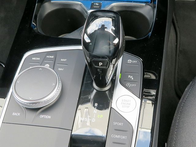 F40 118d Sports Hatch 5-door B47 2.0d