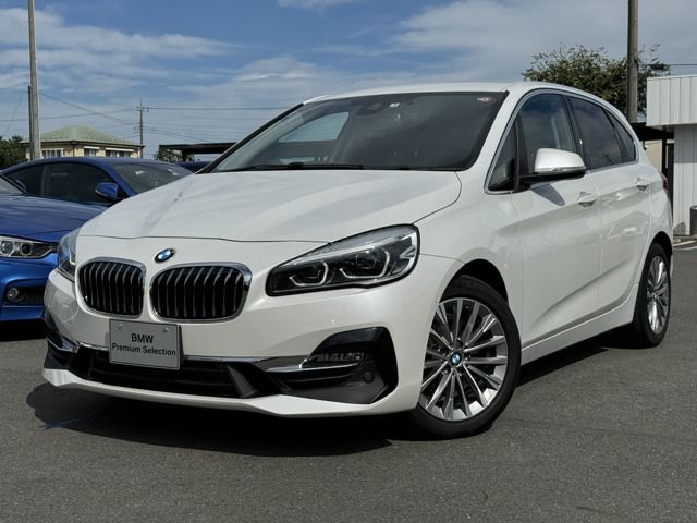 218d Active Tourer Luxury