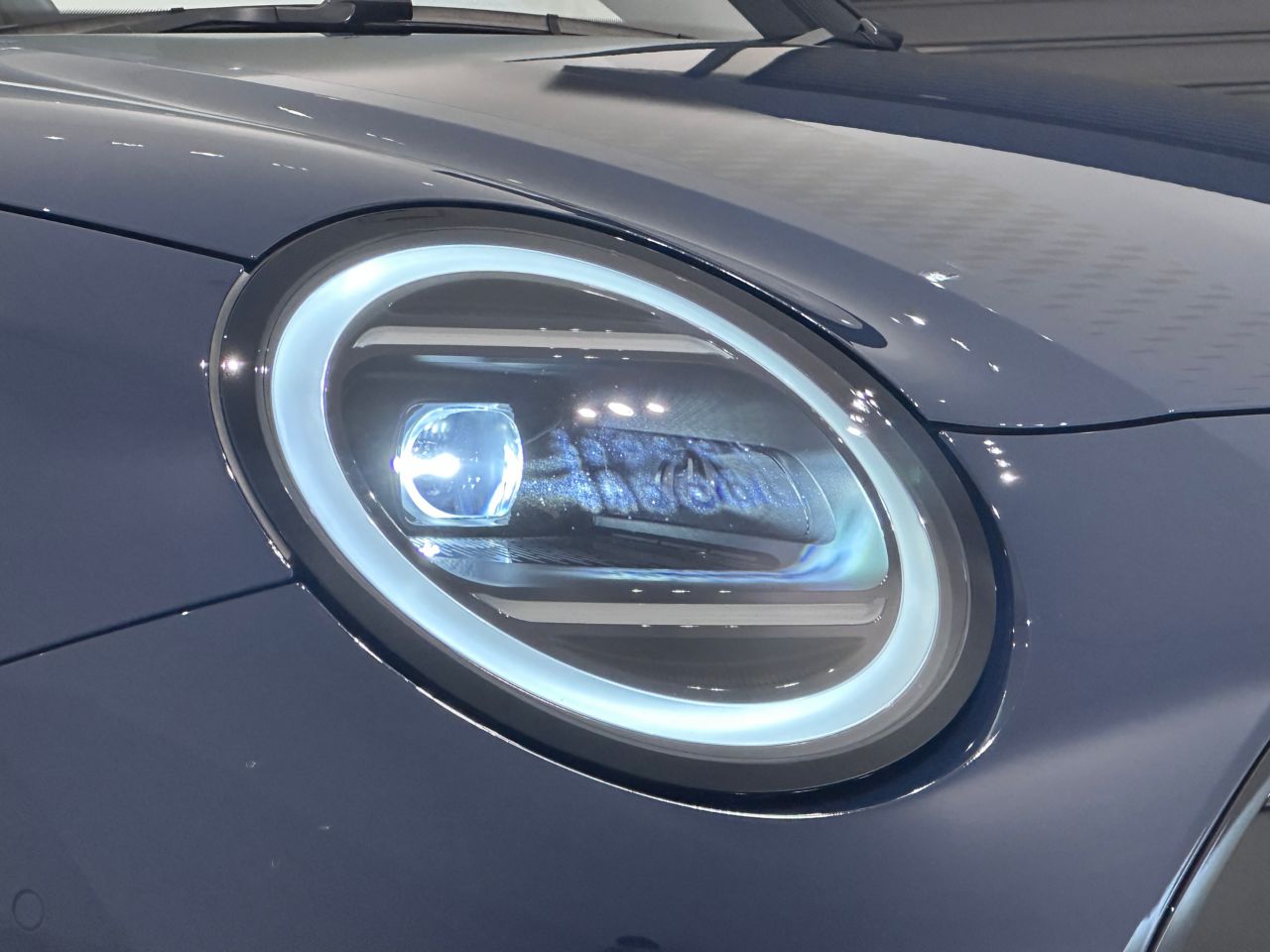 J01 MINI John Cooper Works Electric