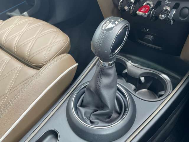 MINI CROSSOVER COOPER D ALL4