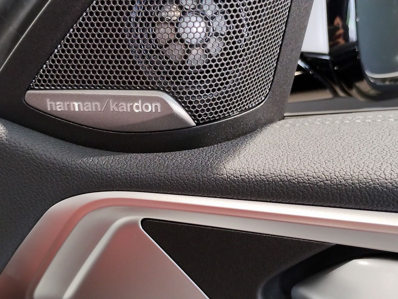 G23 M440i xDrive Convertible RHD