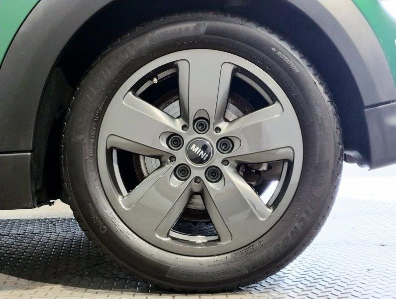 MINI Cooper F56 RHD