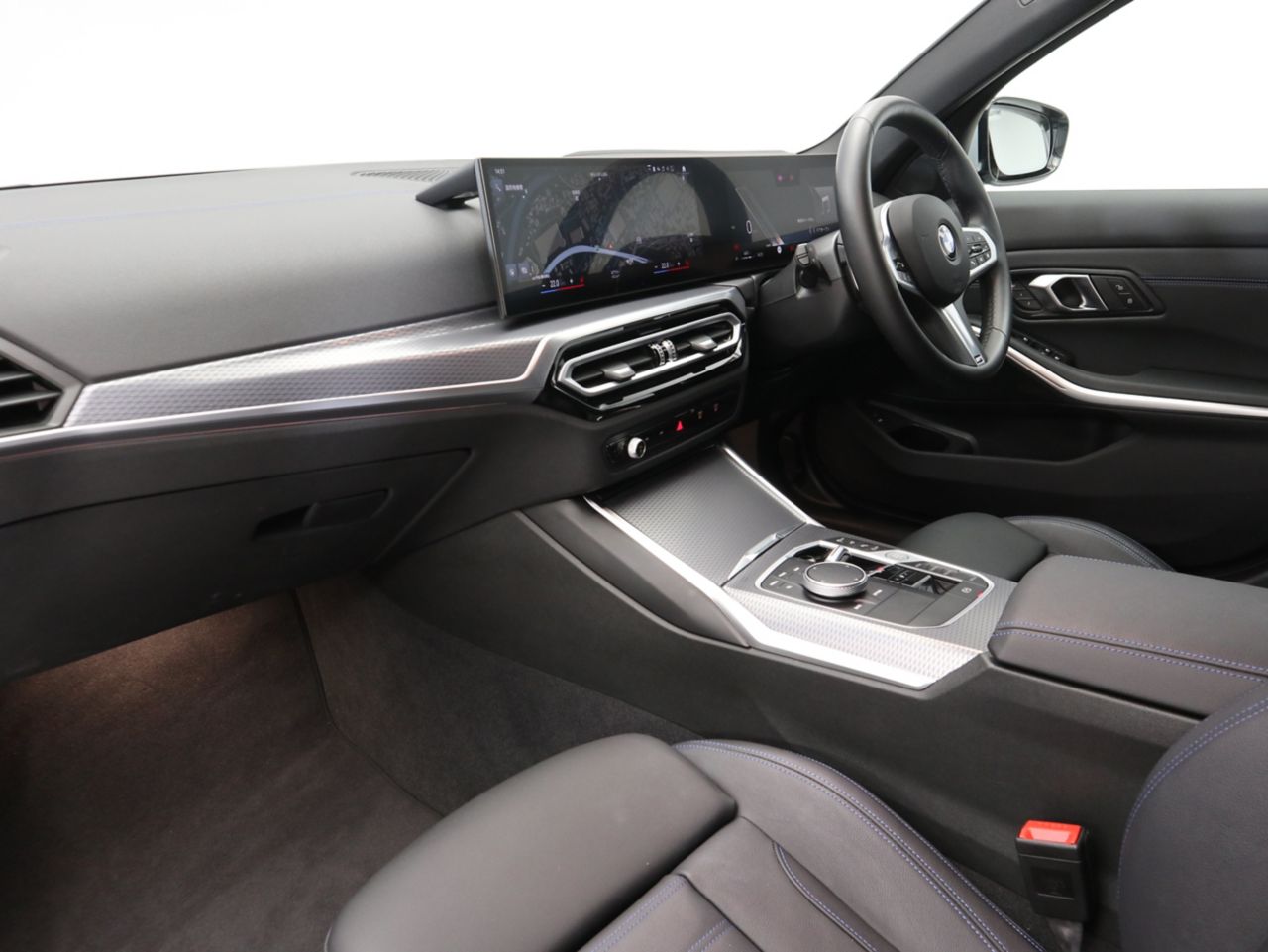 320d xDrive Berline RHD