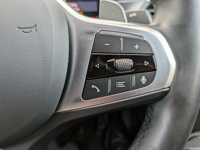 320d xDrive Berline RHD