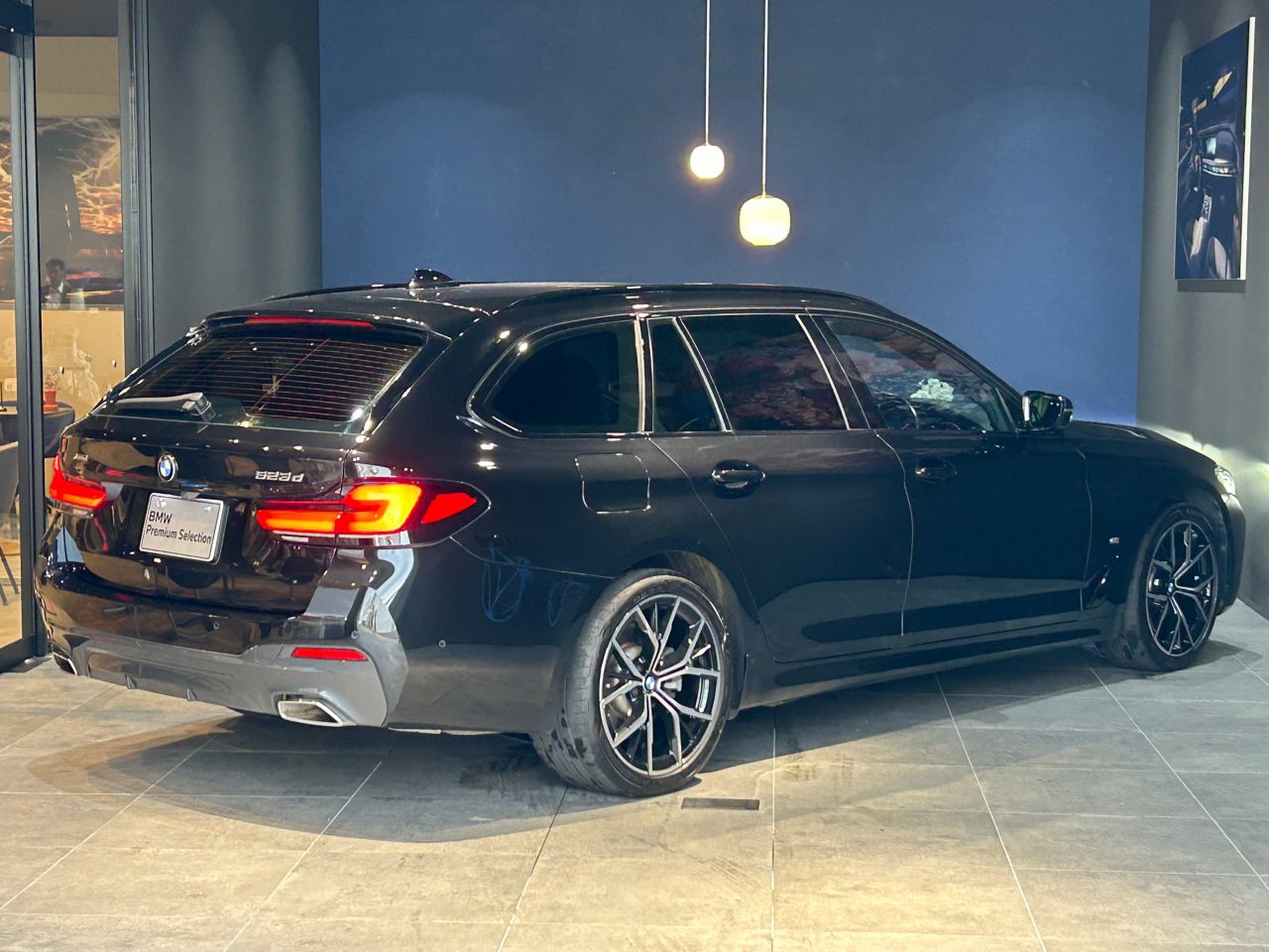 520d xDrive Touring RHD
