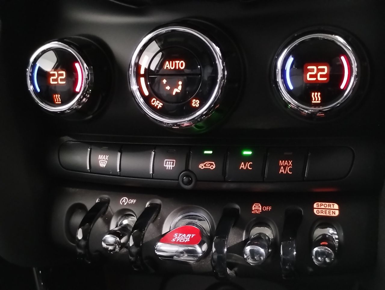 MINI Cooper F56 RHD