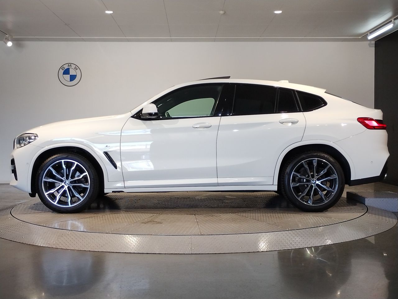 X4 xDrive20d RHD