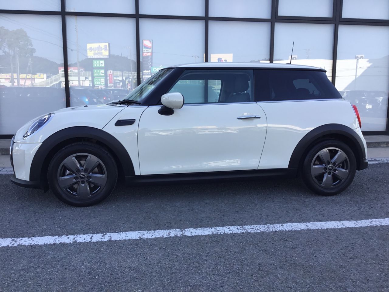 MINI Cooper F56 RHD