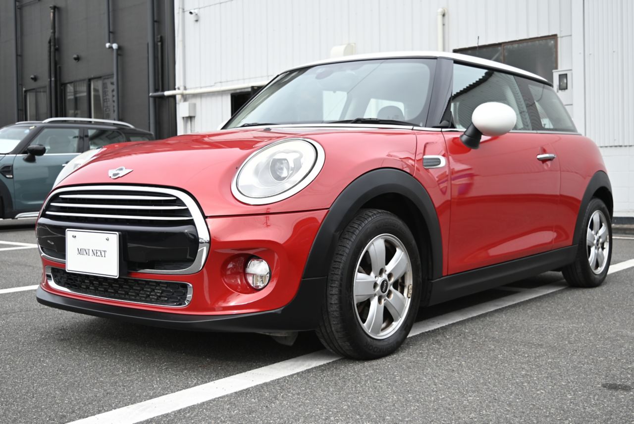 F56 COOPER D (AT)