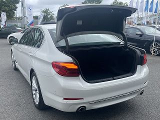 530i Sedan