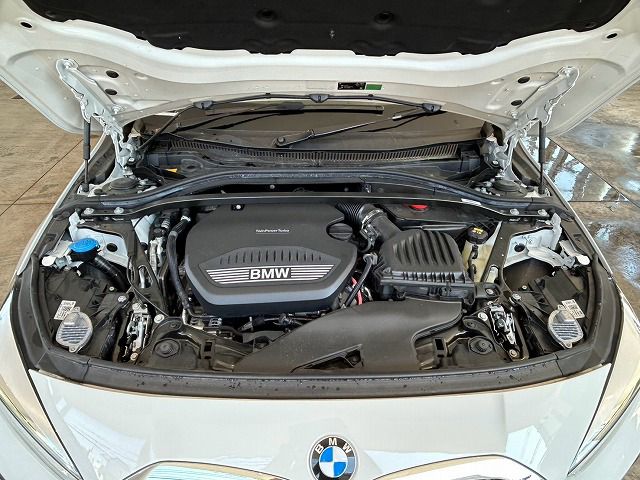 F40 118d Sports Hatch 5-door B47 2.0d