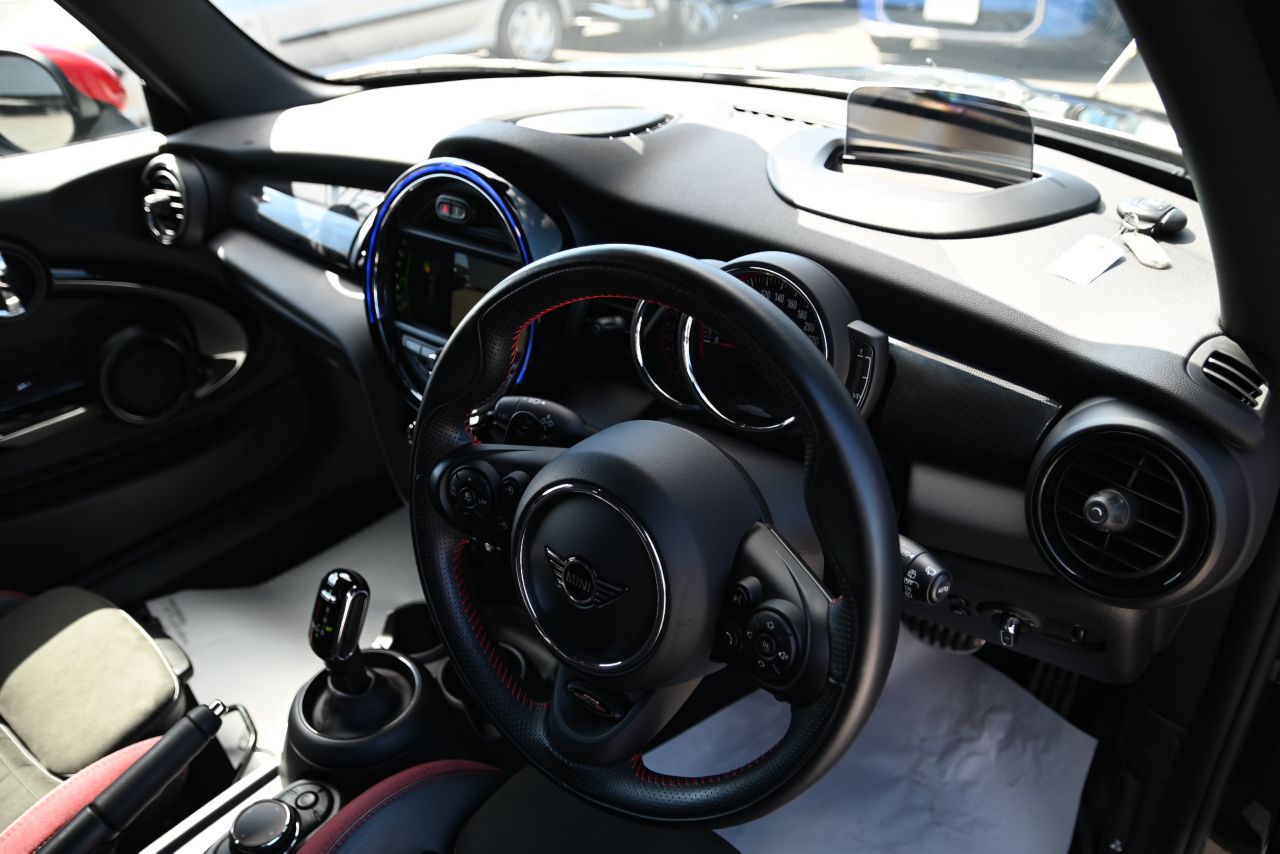 F56 MINI JOHN COOPER WORKS