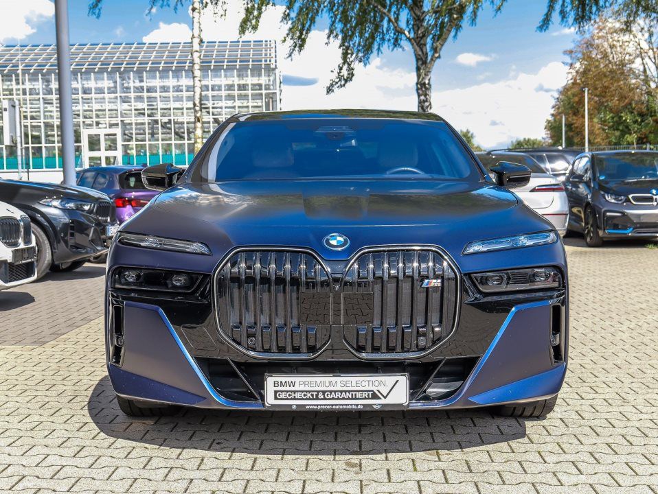 BMW 760