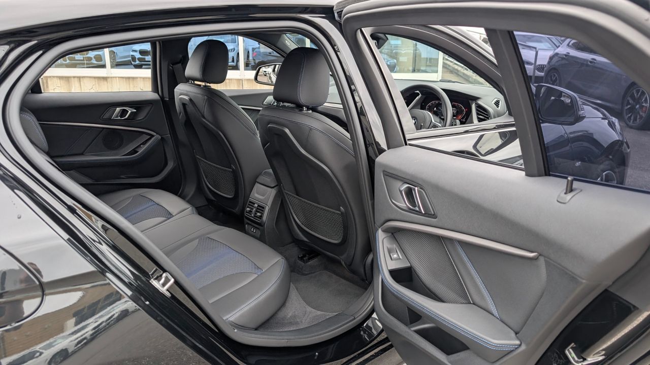 F40 118d Sports Hatch 5-door B47 2.0d