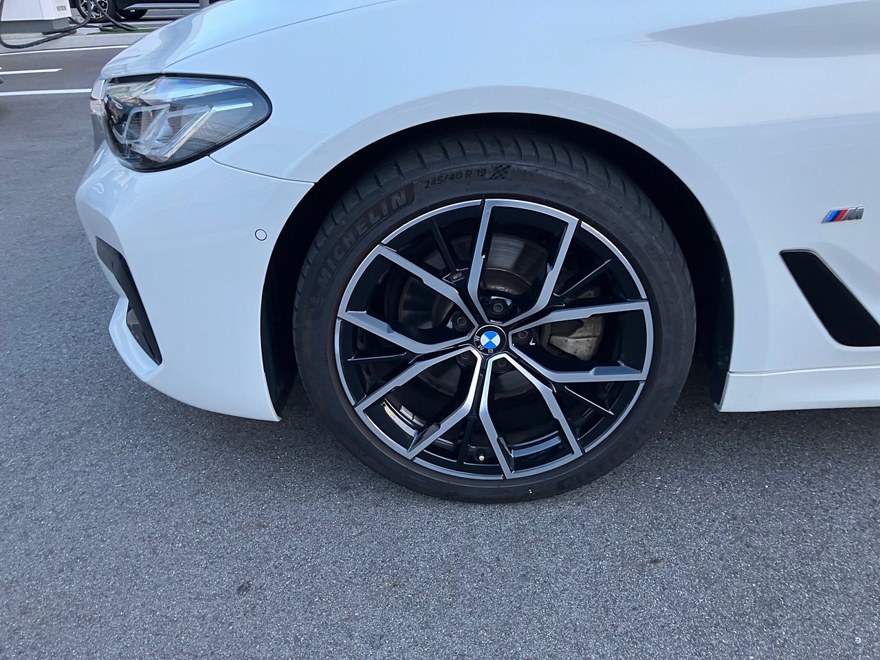 520d xDrive Touring RHD