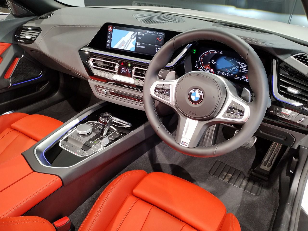 G29 z4 sDrive20i RHD