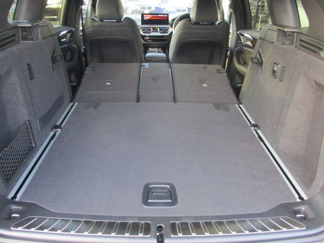 G01 X3 xDrive20d RHD ZA LCI