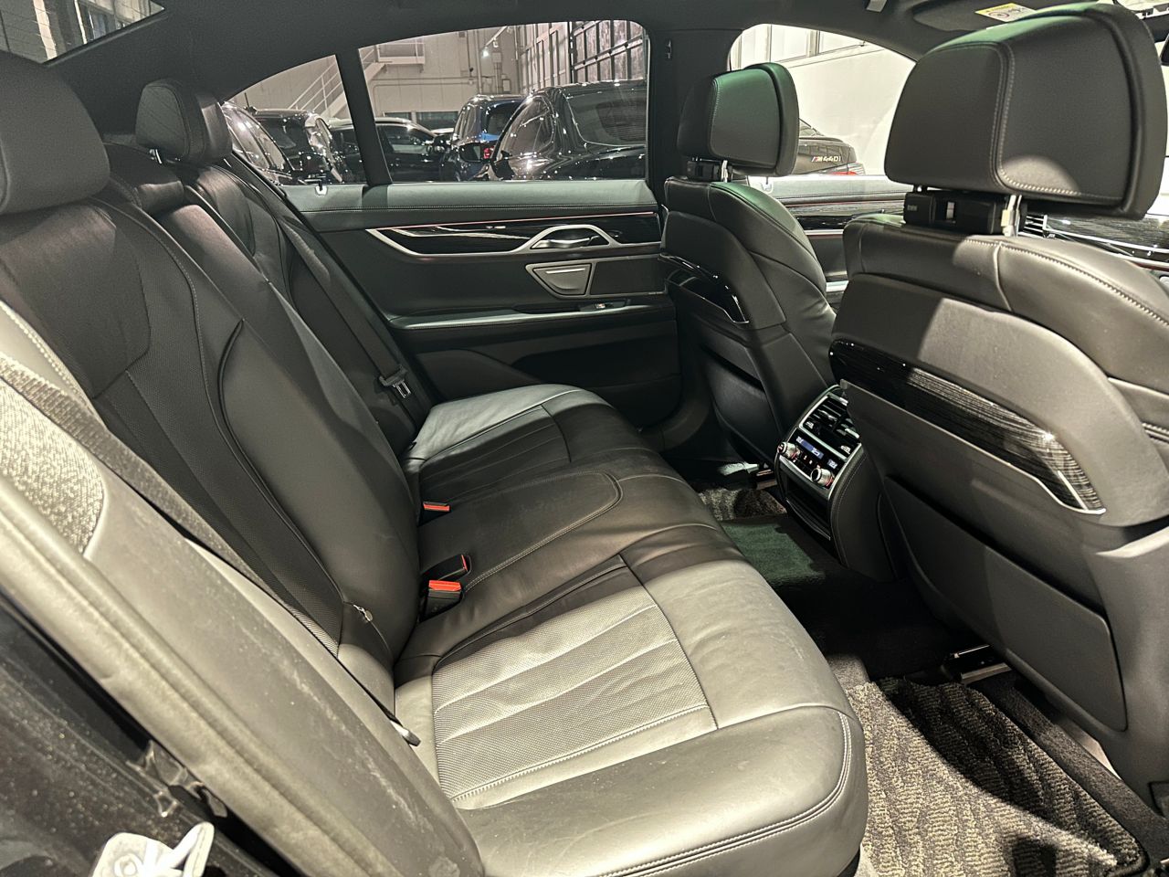 G20 320d xDrive RHD Saloon
