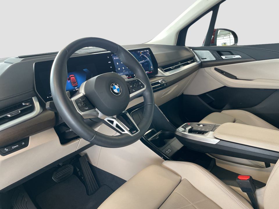 BMW 218
