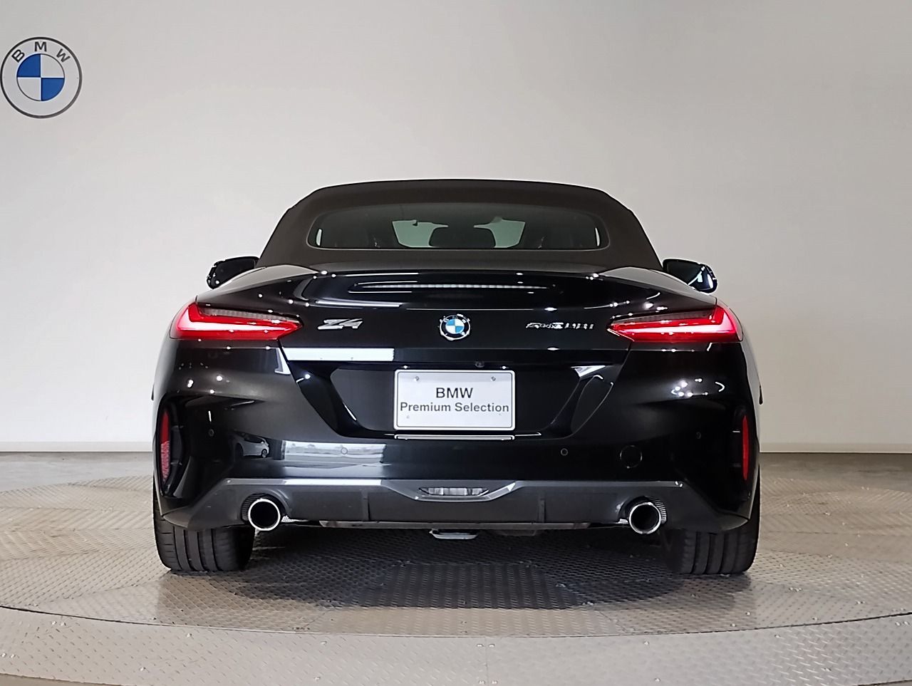 G29 z4 sDrive20i RHD