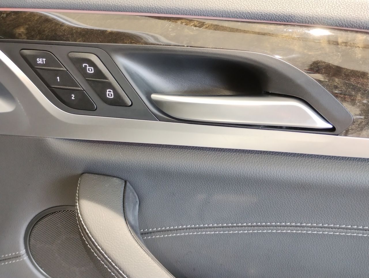 X4 M40i RHD