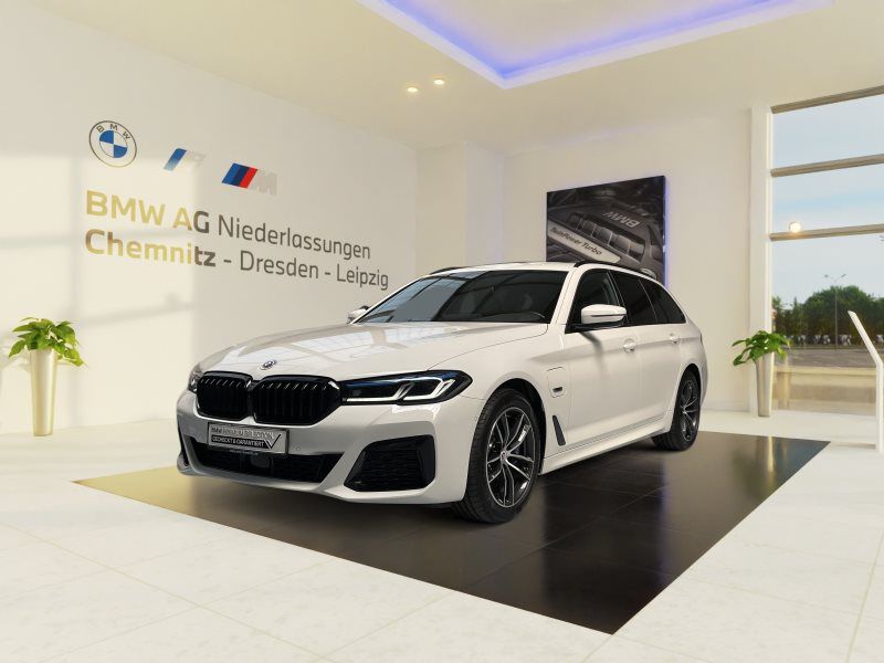 530e xDrive Touring