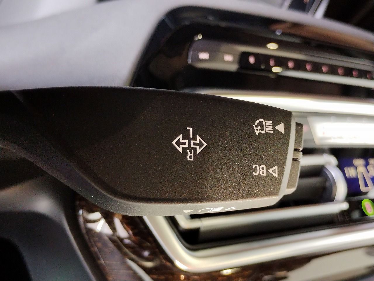 G01 X3 M40i RHD LCI ZA