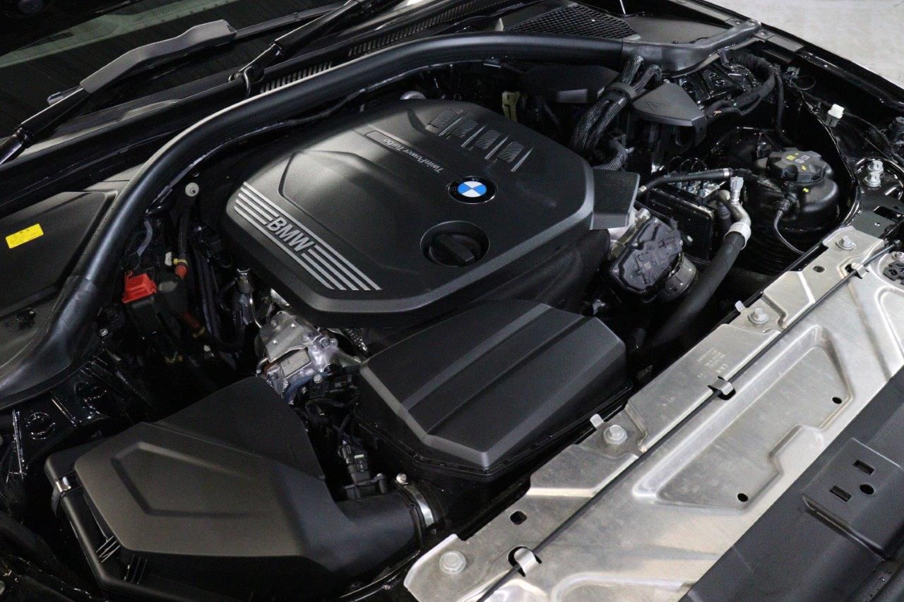 320d xDrive Berline RHD