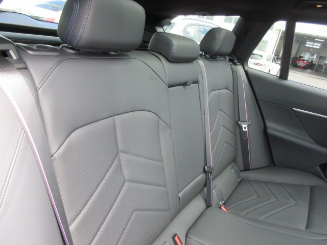 BMW i5 eDrive40 M Sport RHD