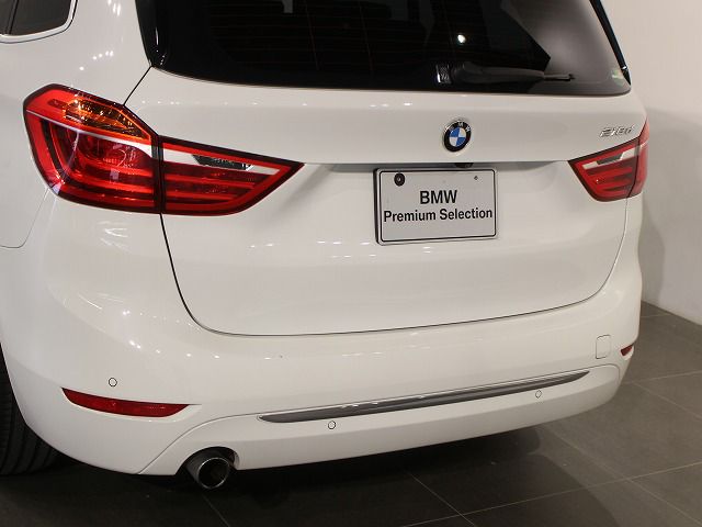 218D GRAN TOURER RHD