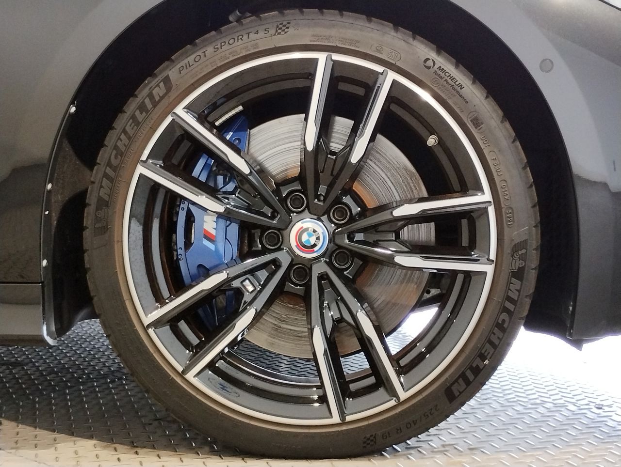 G20 M340i xDrive Saloon LCI RHD MX