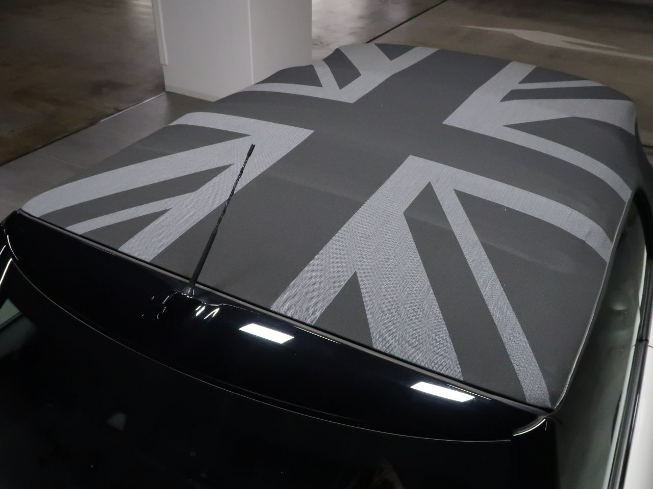 MINI Cooper S Convertible RHD