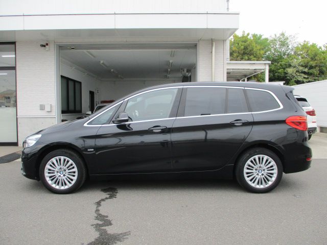 218D GRAN TOURER RHD