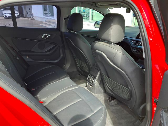 F40 118d Sports Hatch 5-door B47 2.0d