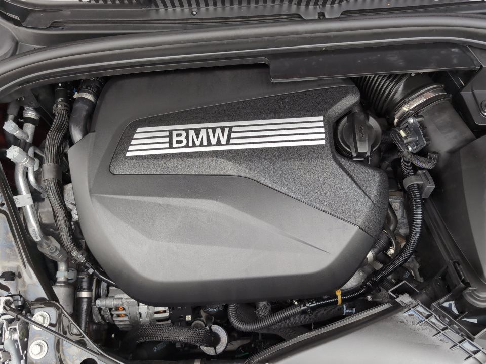 BMW 218